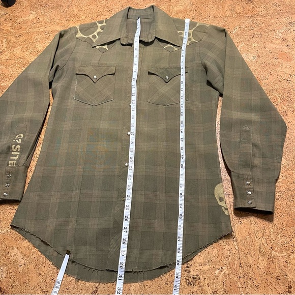Khaki Pearl Snap Plaid Shirt With Gold Skull & Dots Sz S/M - Picture 11 of 16